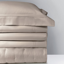 Yves Delorme Triomphe Egyptian Cotton Sateen in Plain Duvet Covers at ...