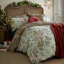 Laura Ashley Crossdale Christmas Berries Duvet Cover Set