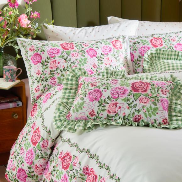 CATH KIDSTON London popular NWT Small Rosebud 3 pc KING Duvet Cover Set