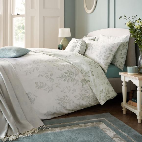 Laura Ashley Lockwood Natural Sage Duvet Cover Set