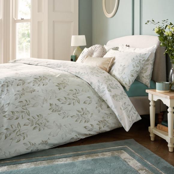 Laura Ashley Lockwood Natural Sage Duvet Cover Set