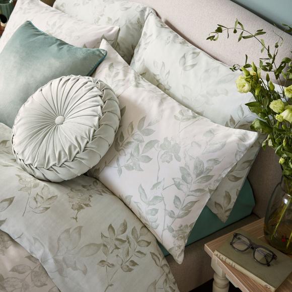 Laura Ashley Lockwood Natural Sage Duvet Cover Set